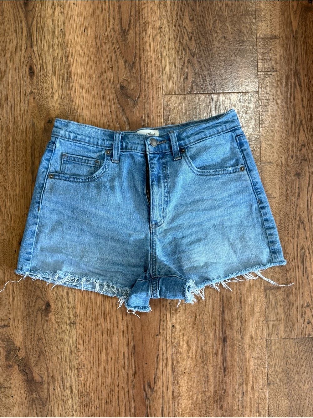 UNIVERSAL THREAD Light Blue Denim Frayed Hem Women’s Shorts 6 Cotton